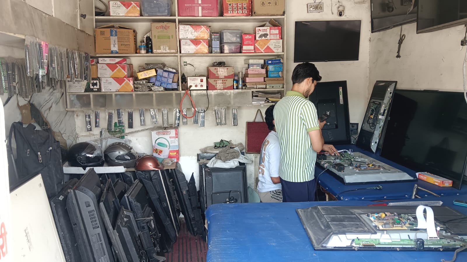 Smart TV Repair Technician